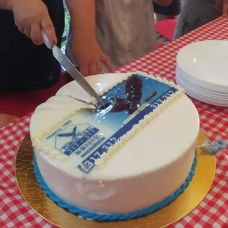 Turul Taxi torta
